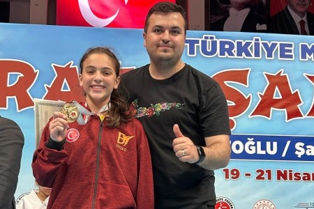 FEYZA CİVAK TÜRKİYE ŞAMPİYONU!