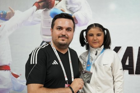 Türkiye İkincisi Almira Eslem Hasbaş!