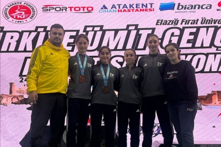 Ümitlerde 2 Madalya!