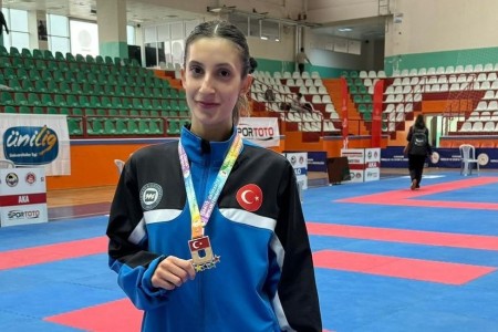 NİSA SAZAK TÜRKİYE İKİNCİSİ!