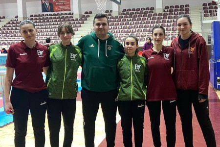 Büyükler İstanbul Şampiyonası'nda 3 Madalya