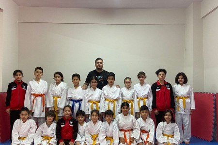 SPORCULARIMIZIN YENİ KUŞAKLARI